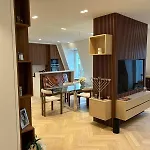 Luxueux appartement métro George V - Hermès - Champs-Élysées - Arc de Triomphe